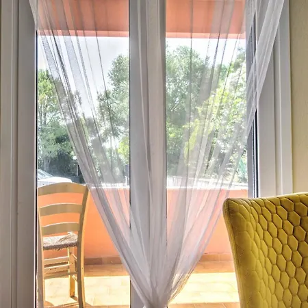Great View House *